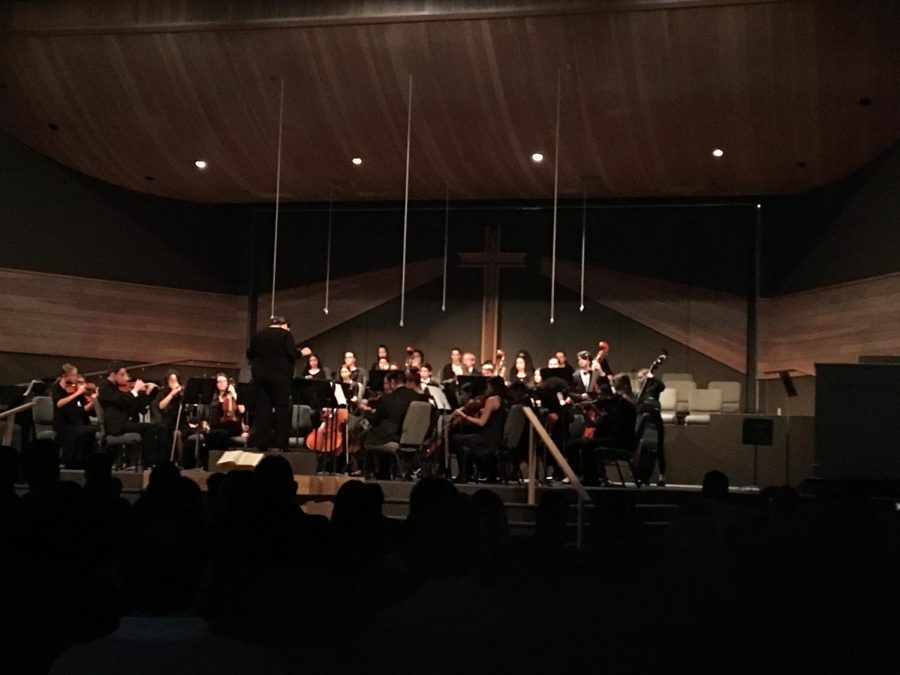 SCHS orchestra performing ¨The Labyrinth and the Mad King.¨
