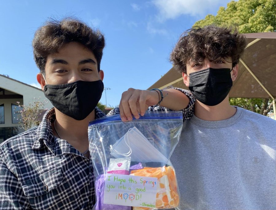 Two seniors complete a care package with an encouraging note. Happy Period events draw in people of all backgrounds and genders, allowing the club to achieve its aims with the help of the many students passionate about the cause. 