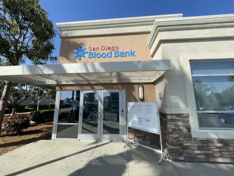 On Via Centre Drive in Vista, the San Diego Blood Bank awaits new and returning donors to support their community. Darkened windows for privacy and modern structuring provide a comforting and reliable building for donations to take place. 