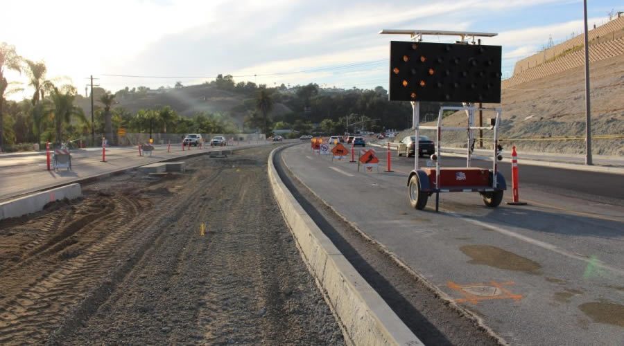 Photographer: Patrick Hanlon

Oncoming traffic makes the best of their space as the construction comes to a close