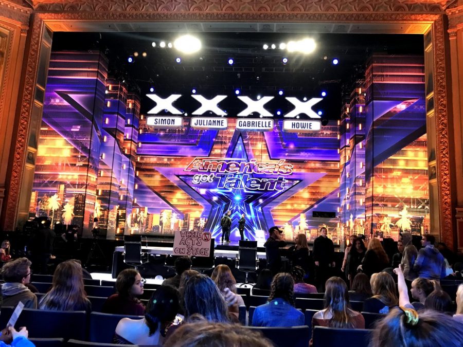 Last week on Wednesday ASB took a field trip to participate in the audience of America’s Got Talent in Pasadena. Students and chaperones held front row seats where they were asked to cheer and boo talent acts and the judges. 