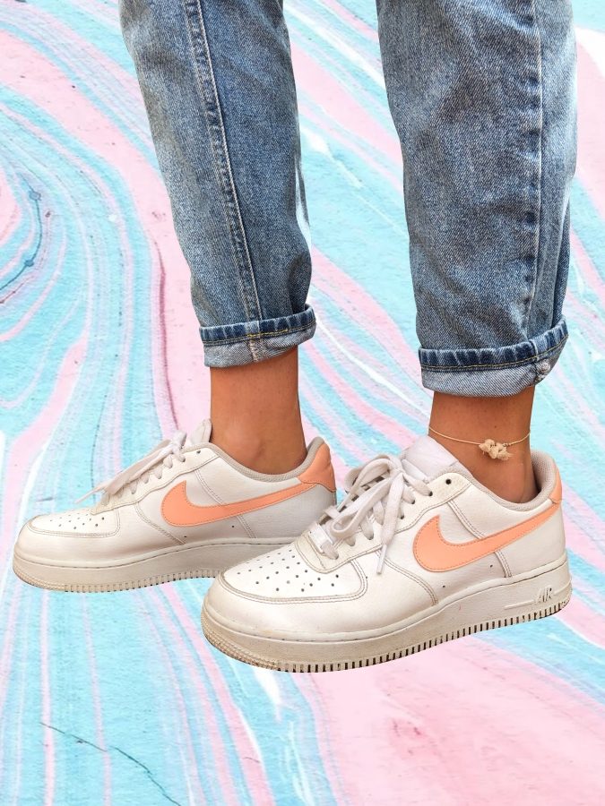 Being a classic pair of shoes that add a finishing touch to your outfit, Air Force Ones are the way to go.