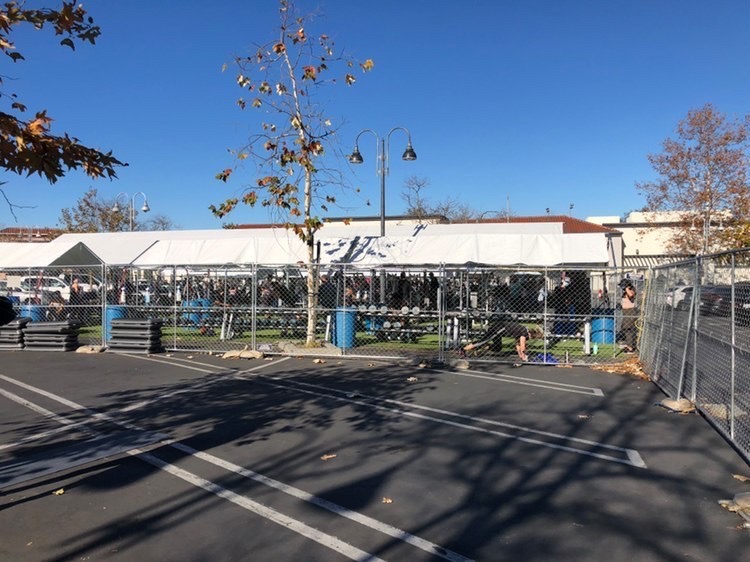 In order to stay open, many gyms in Carlsbad have resorted to outdoor exercise areas. With San Diego County’s rising COVID-19 cases, many non-essential businesses have been forced to close.