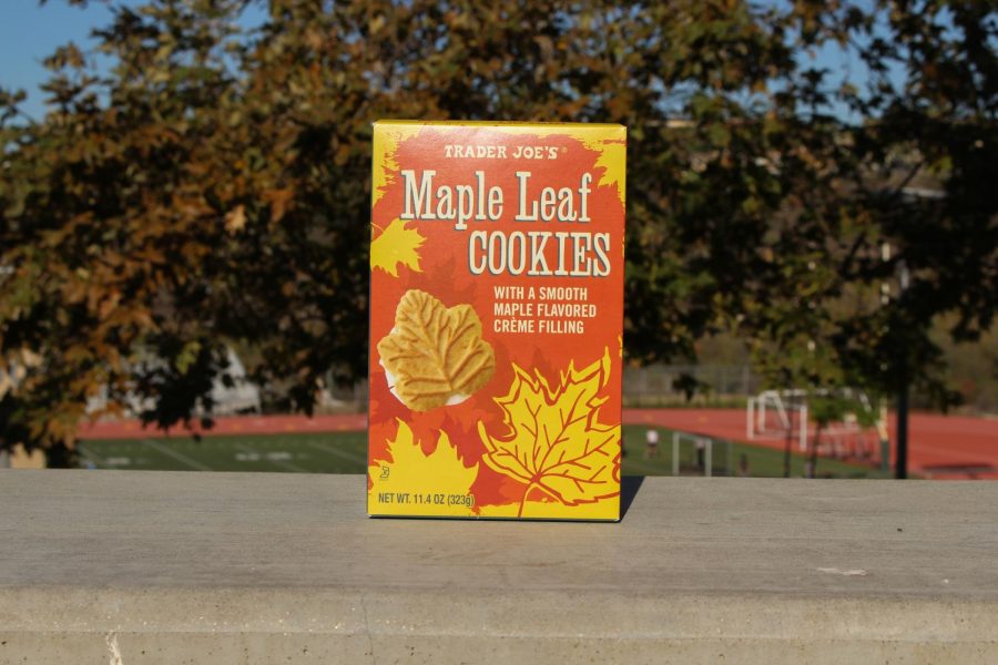 Maple Leaf Cookies