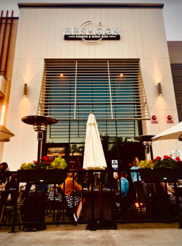 The front door of Beshock: Ramen and Sake Bar. Customers are allowed to sit inside or outside based on their personal preference.