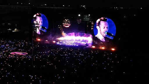 Coldplay’s Chris Martin steals the spotlight in Mexico City in 2022. A couple joined in the moment in 2025